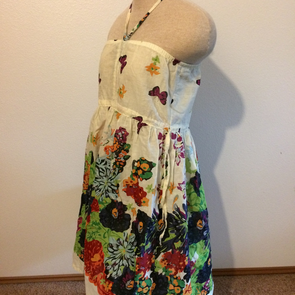 White floral dress - size small - Picture 2 of 7